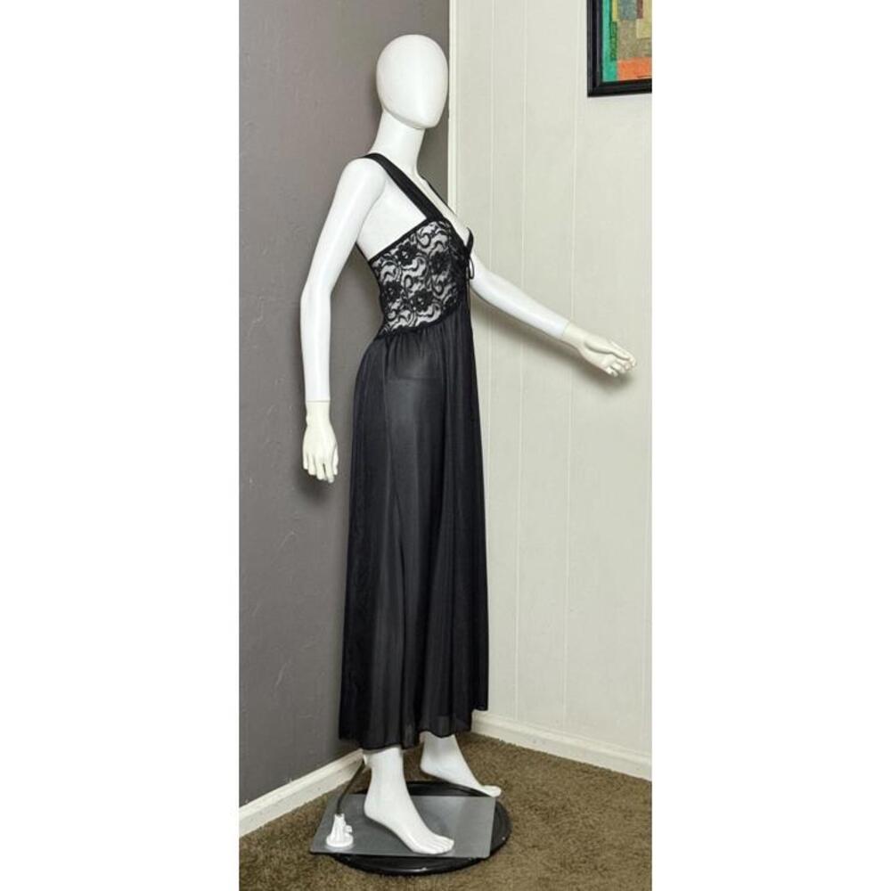 1970's Black Lacy Nightgown Keyhole Neck Full Sweep size L-XL - Picture 3 of 10